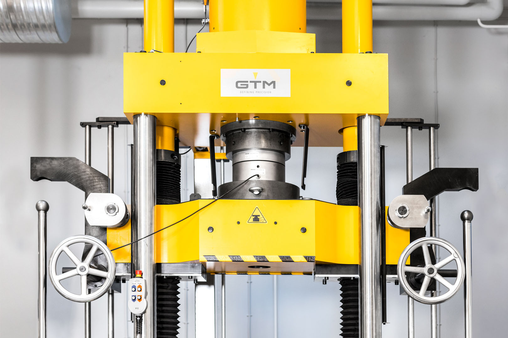 Calibration Eilersen high capacity compression load cells
