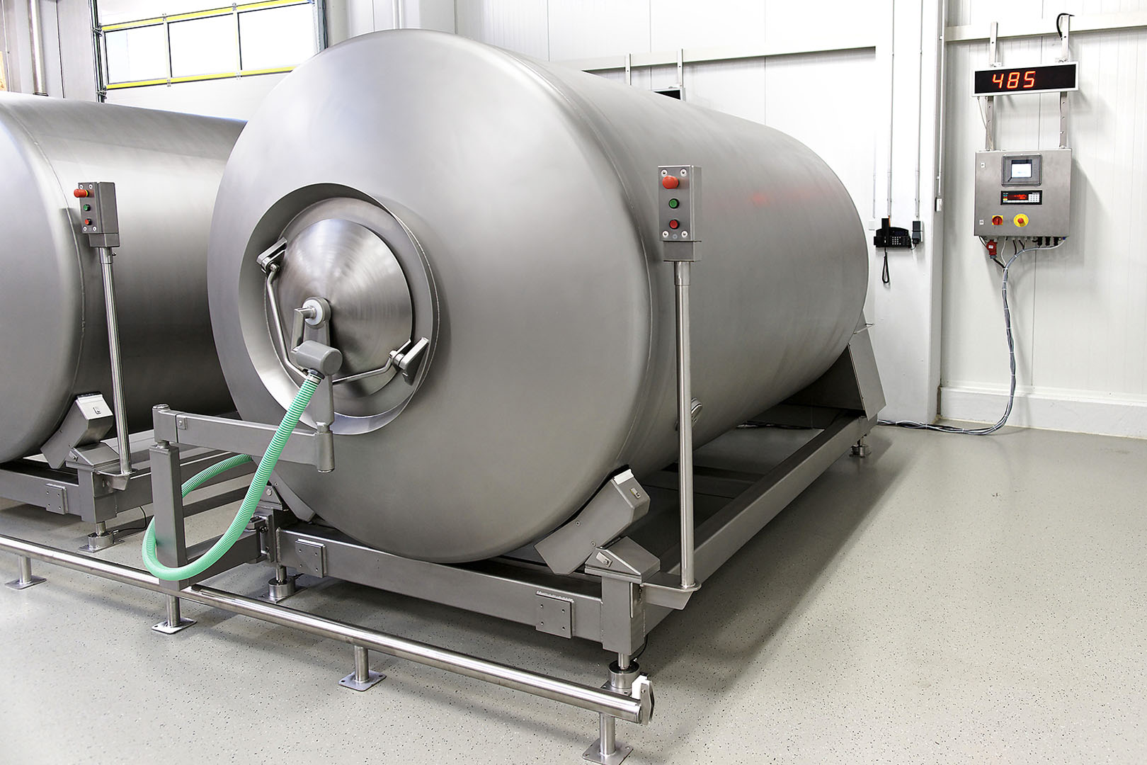 Eilersen process weighing food using digital hygienic load cells