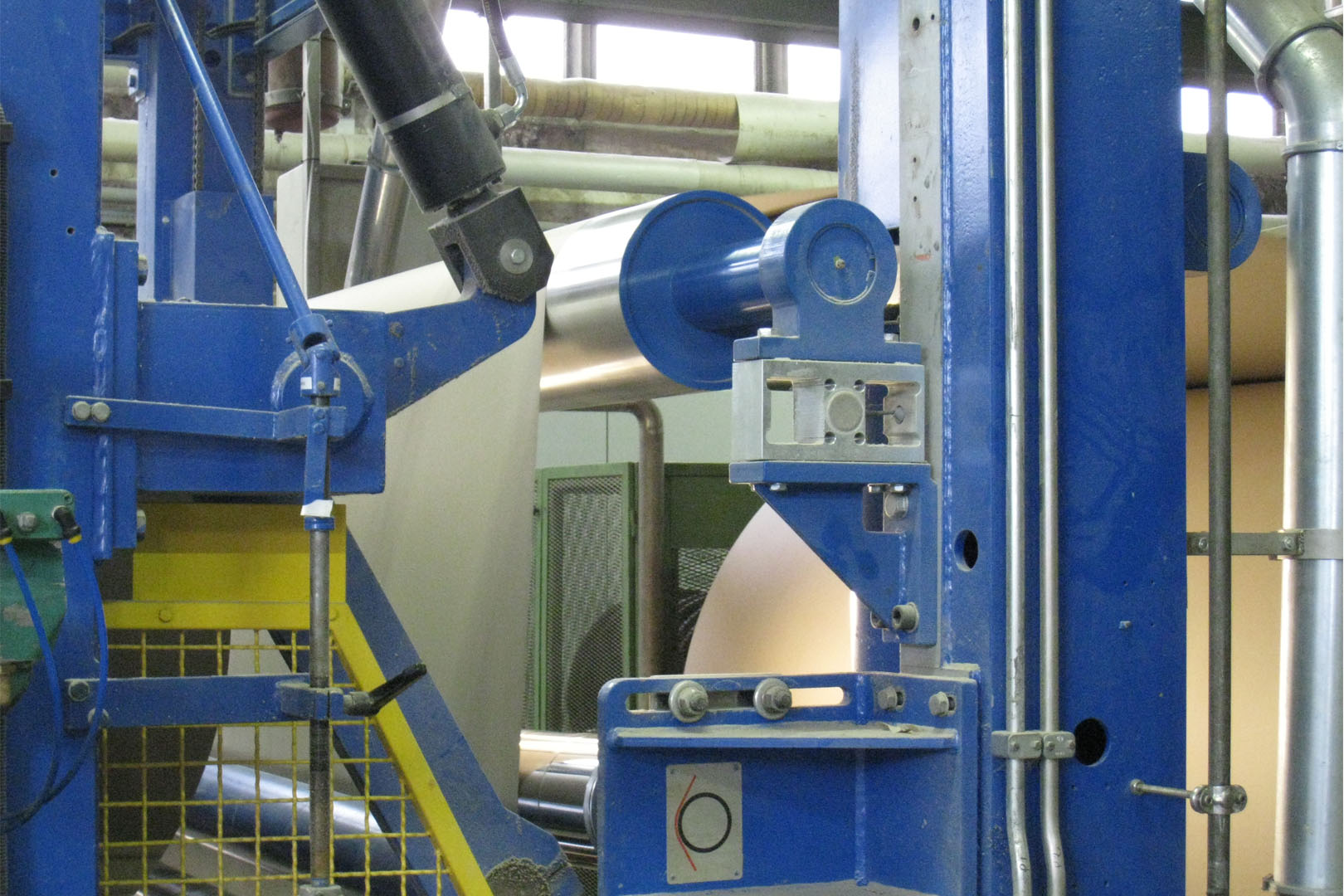 Paper web tension measurement using Eilersen digital SLCAD load cells