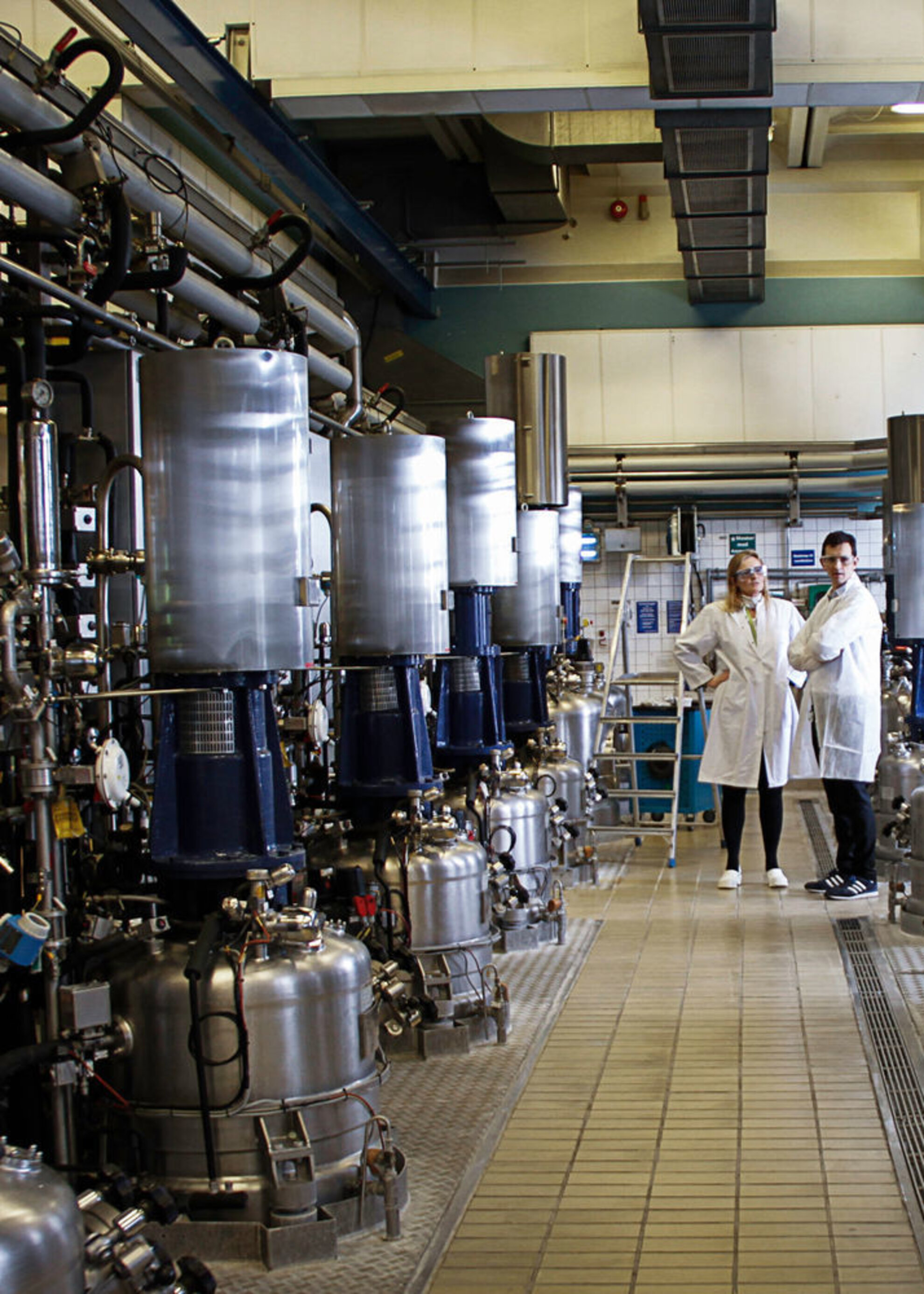 Load cells under vessels